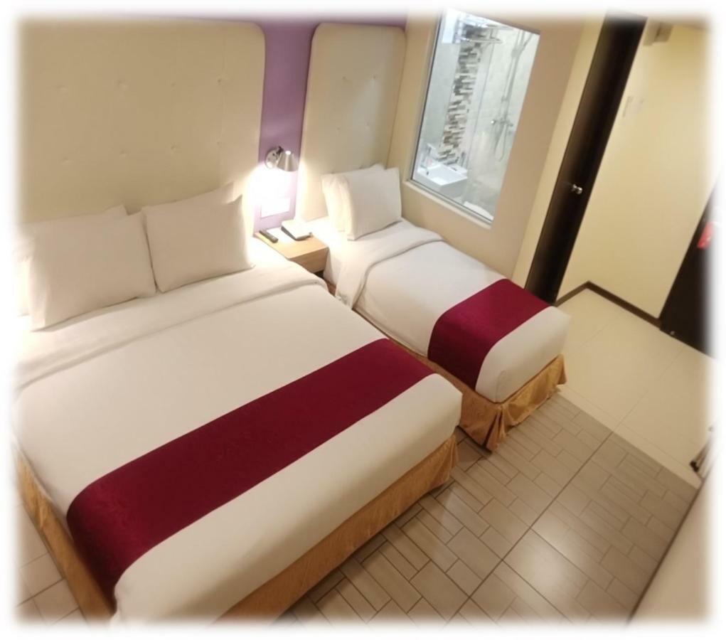 Lumut Suites Extérieur photo
