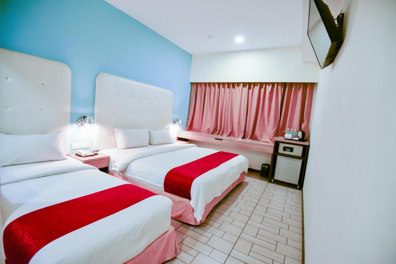 Lumut Suites Extérieur photo
